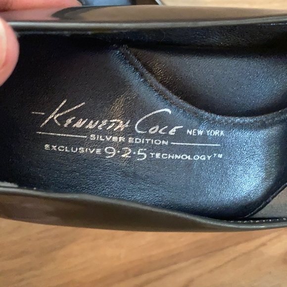 Kenneth Cole Heels - Picture 7 of 7